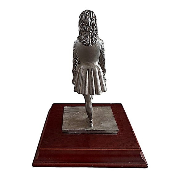 MULLINGAR PEWTER Irish Dancer Figurine 6.5” Wooden Base Silver-Tone - Picture 2 of 4